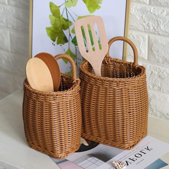 Wall Mounted Storage Basket - Woven Wall Hanging Decorative Flower Basket Organizer for Front Door, 9.63X6.09X4.32 in - Image 2